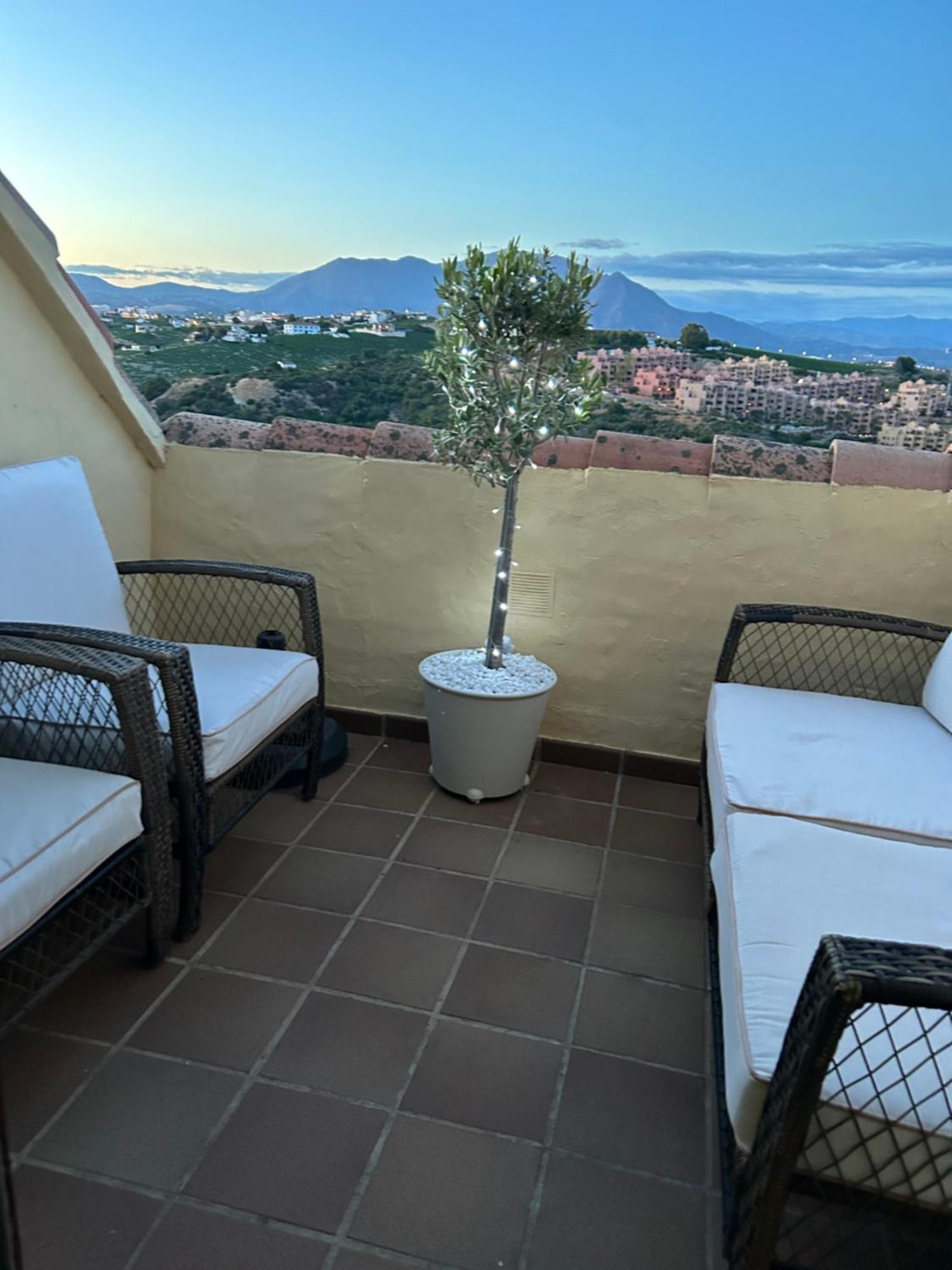 2 Bed Penthouse Apartment Manilva Luaran gambar